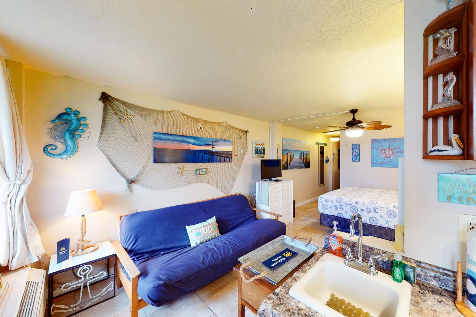 Ocean Jewel Condos Daytona Beach Room photo
