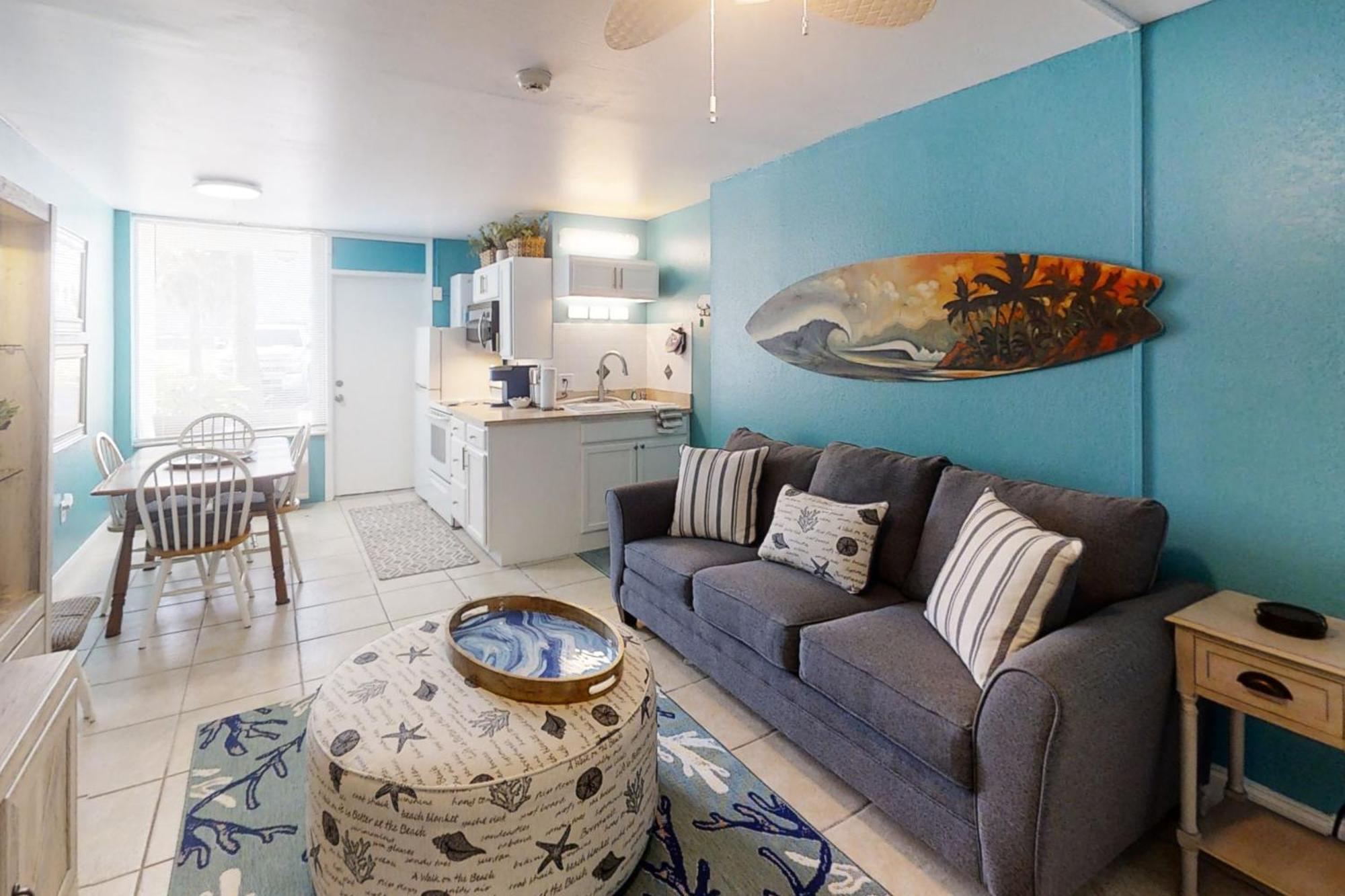 Ocean Jewel Condos Daytona Beach Room photo