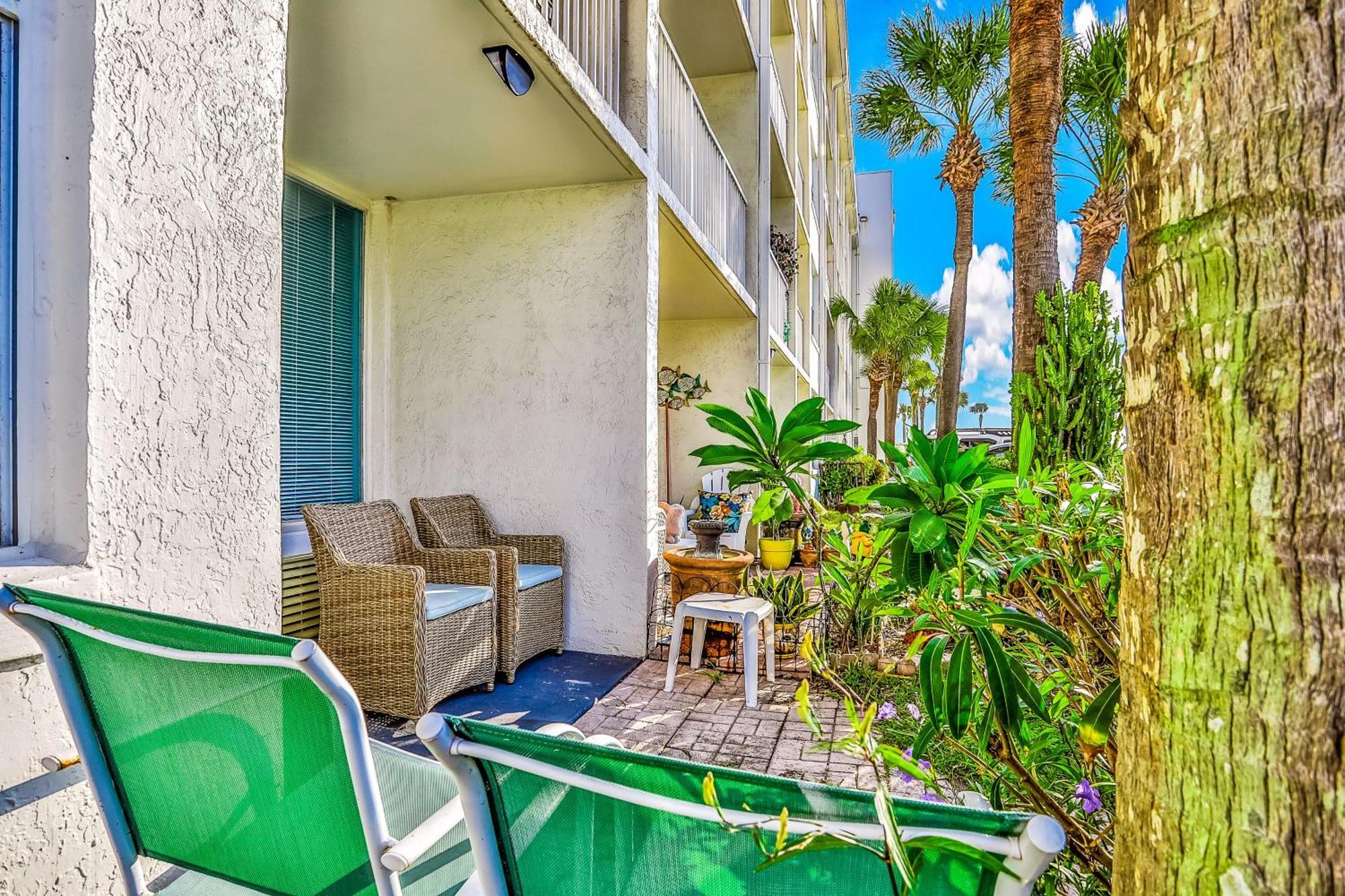 Ocean Jewel Condos Daytona Beach Room photo