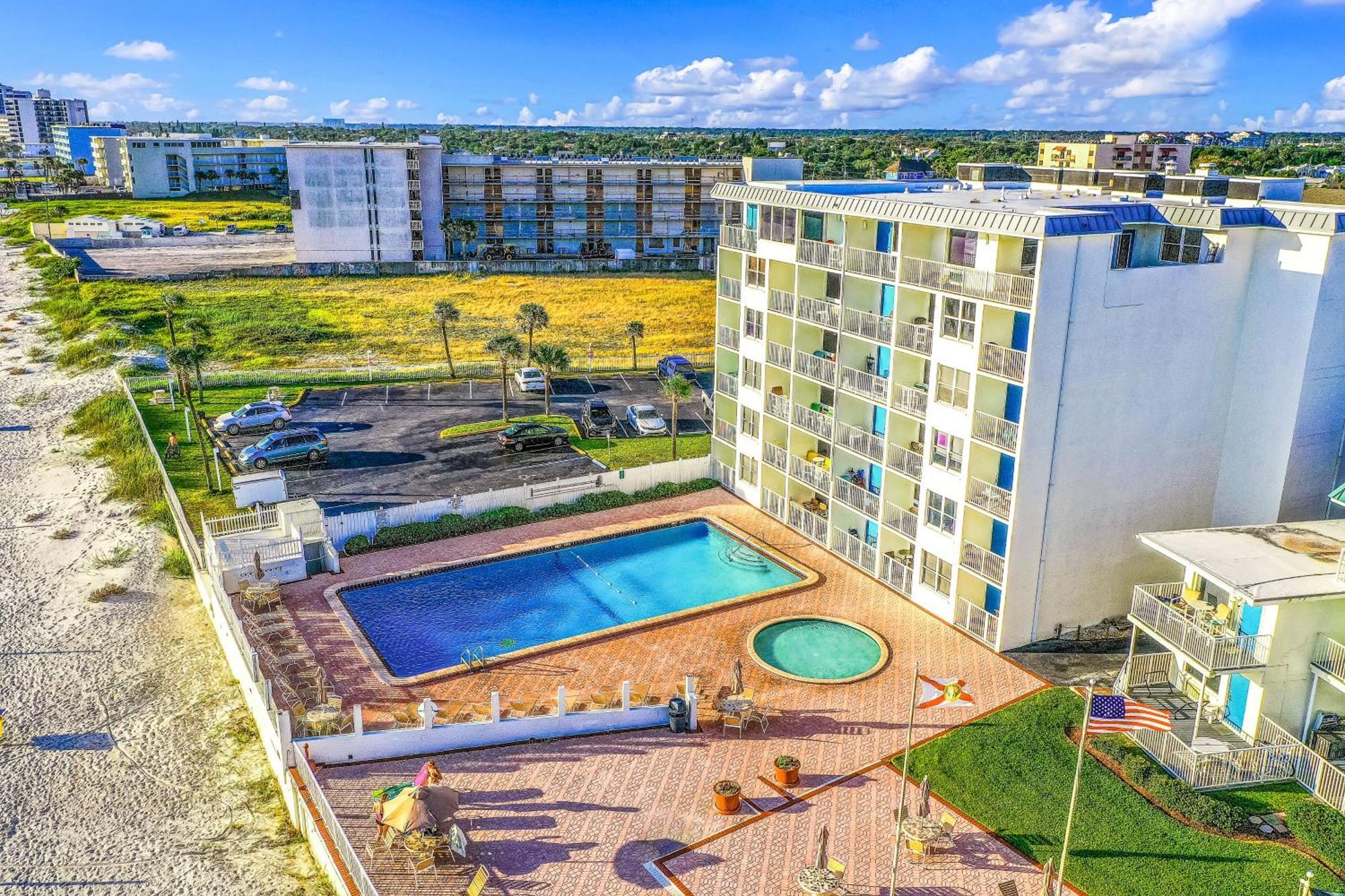 Ocean Jewel Condos Daytona Beach Room photo